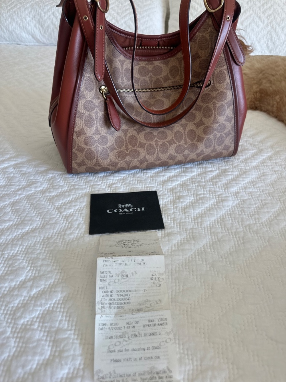Signature CC Lori Coach Handbag - Picture 3 of 3